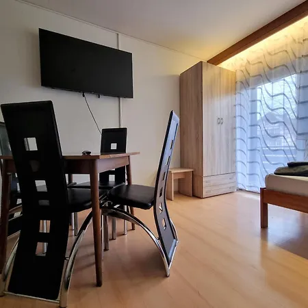 بيت ضيافة Monteurzimmer - *