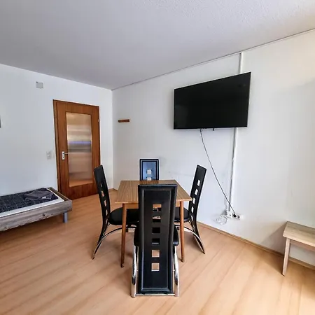 Monteurzimmer - بيت ضيافة كارلسباد