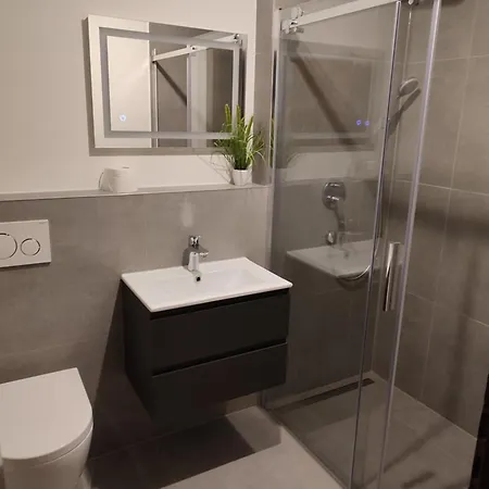 Monteurzimmer - بيت ضيافة